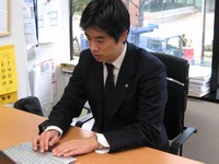 千代田区　税理士・ファイナンシャルプランナー（CFP）　税理士法人　服部会計事務所の服部英樹先生を取材！！　写真2