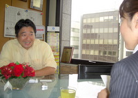 足立区　行政書士　行政書士佐々木隆昭事務所の佐々木隆昭先生を取材！！　写真