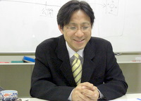 千代田区　弁理士　和田国際特許事務所の茅原裕二先生を取材！！　写真