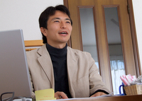 中野区　経営コンサルタント　リンジーコンサルティング株式会社の入野康隆先生を取材！！　写真