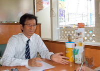 町田市の社会保険労務士、小針淳一先生を取材！！　写真