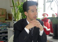 横浜市　社会保険労務士　社会保険労務士オフィススギモトの杉本康治先生を取材！！　写真