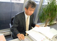 新宿区　税理士　税理士法人東京会計コンサルティングの荒井繁先生を取材！！　写真