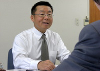 新宿区　税理士　上会計事務所の上春夫先生を取材！！　写真