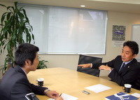 渋谷区　弁理士　西川商標知財事務所の西川巌先生を取材！！　写真