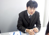 横浜市　税理士　ひぐち税理士事務所の樋口敬道先生を取材！！　写真