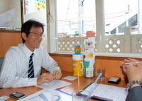 町田市の社会保険労務士、小針淳一先生を取材！！　写真