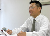 新宿区　税理士　上会計事務所の上春夫先生を取材！！　写真
