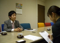 渋谷区　社労士　社会保険労務士山口事務所の山口寛志先生を取材！！　写真