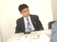 千代田区の社会保険労務士　長島渡先生を取材！！　写真
