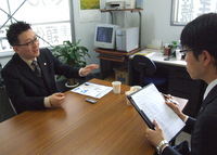 千葉市　行政書士　共同法務行政書士事務所の野村康春先生を取材！！　写真