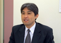さいたま市　税理士　新日本経営会計事務所の竹内武泰先生を取材！！　写真