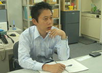 中央区　栃木公認会計士事務所の栃木伸二郎先生を取材！！　写真