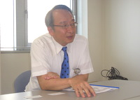 新宿区　社労士　社会保険労務士吉田達事務所の吉田達先生を取材！！　写真